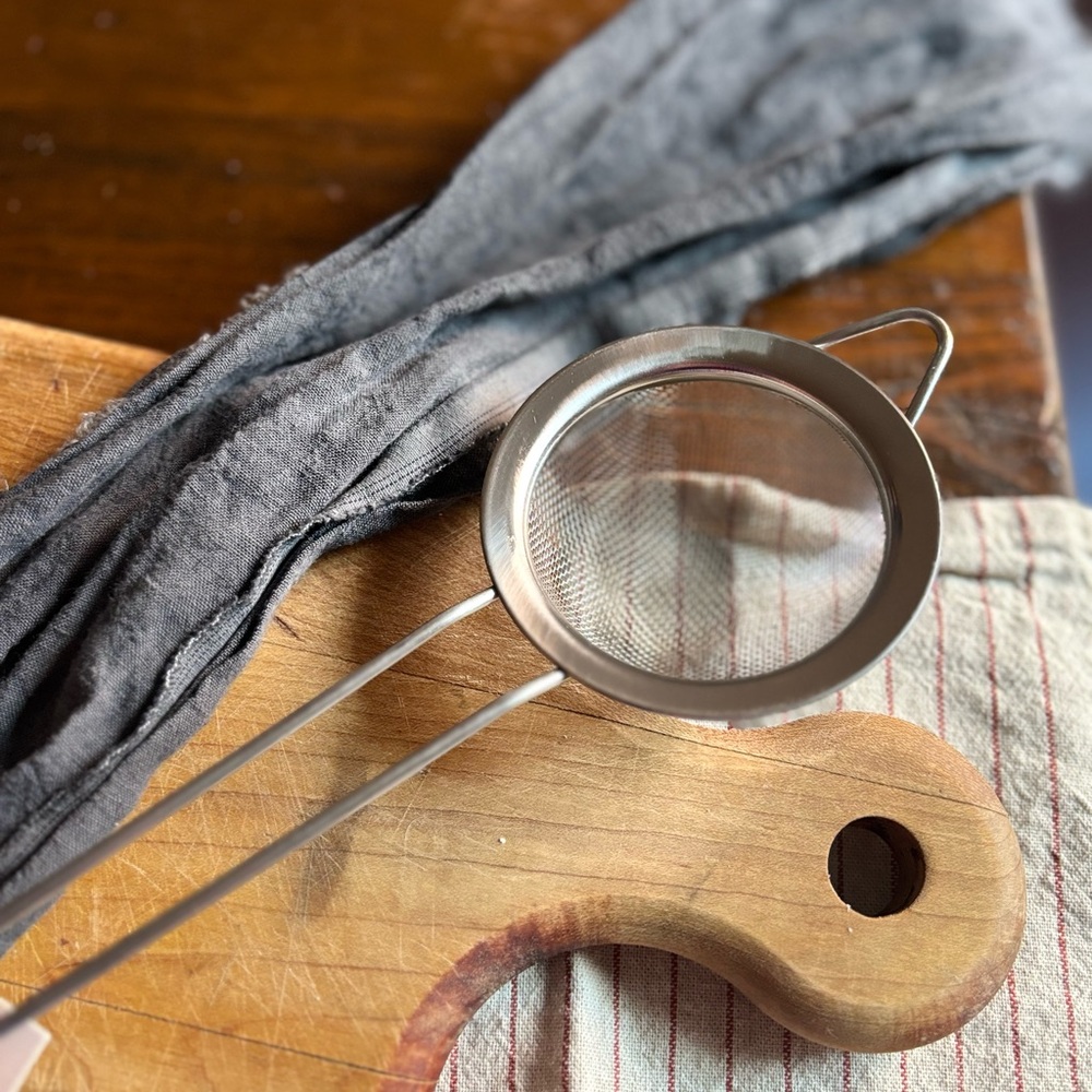 NWT 8”x3” Stainless Steel Fine Mesh Strainer